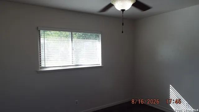 807 Stonegate Universal City, TX 78148
