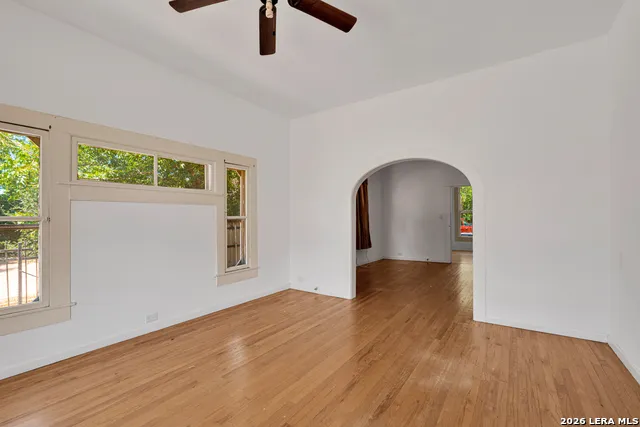 165 Division Ave Unit 1 San Antonio, TX 78214