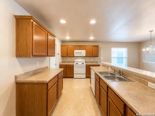 3961 Whisper Field Schertz, TX 78108