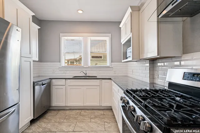 1013 Palmetto San Antonio, TX 78202