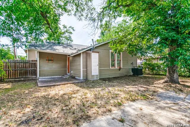 1013 Palmetto San Antonio, TX 78202