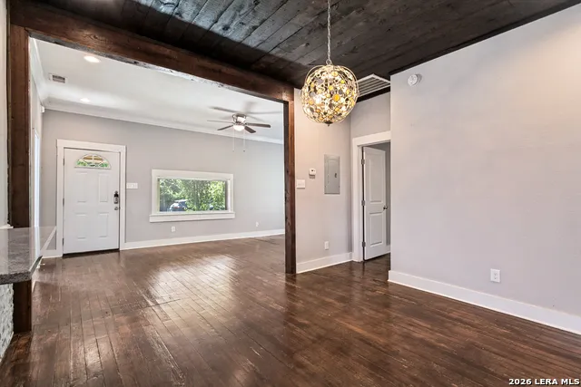 1013 Palmetto San Antonio, TX 78202