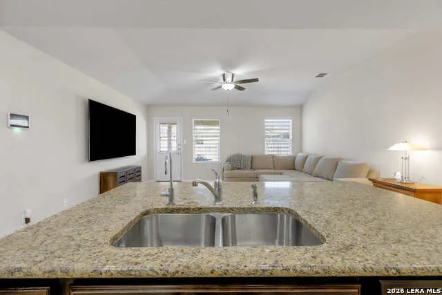 1726 London Blue San Antonio, TX 78245