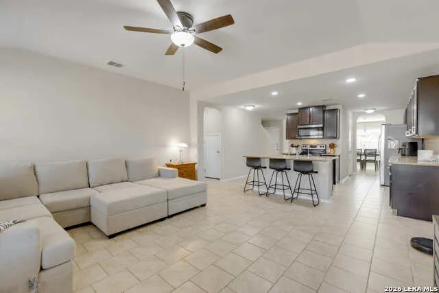 1726 London Blue San Antonio, TX 78245