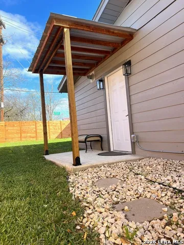 735 Sprucewood Ln San Antonio, TX 78216