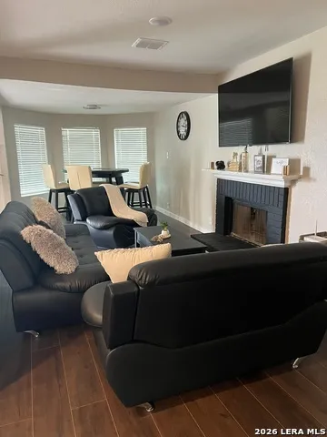 735 Sprucewood Ln San Antonio, TX 78216