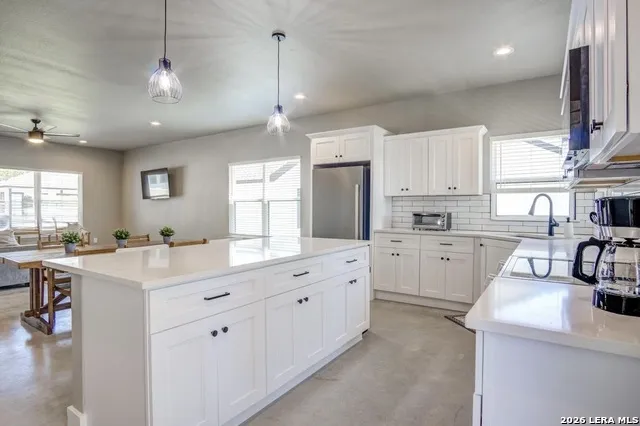 30652 Oakview Unit 5 Bulverde, TX 78163