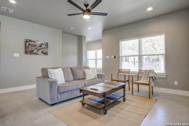30652 Oakview Unit 5 Bulverde, TX 78163