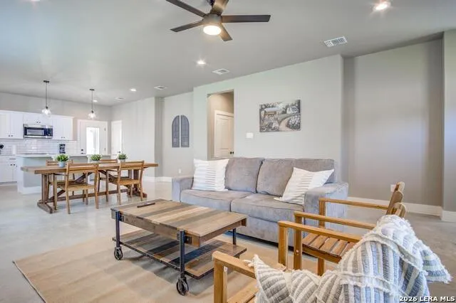 30652 Oakview Unit 5 Bulverde, TX 78163
