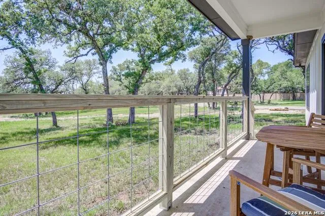 30652 Oakview Unit 5 Bulverde, TX 78163