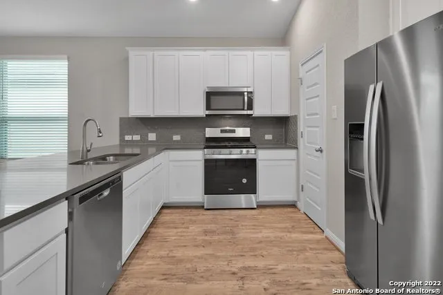 11660 BAKERSFIELD PASS San Antonio, TX 78245