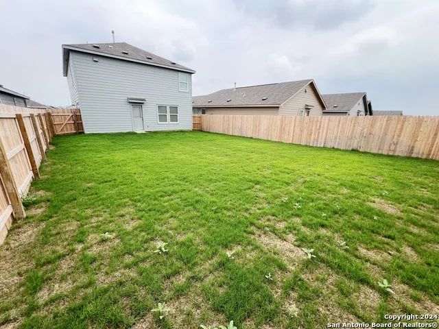 736 BULLSNAKE TRL New Braunfels, TX 78132