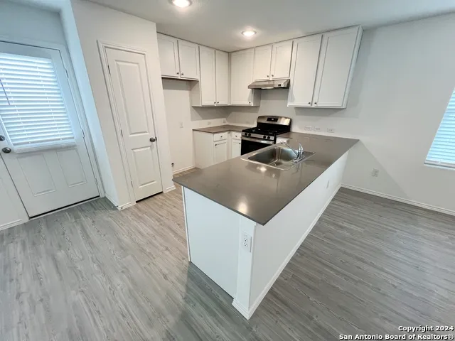 736 BULLSNAKE TRL New Braunfels, TX 78132