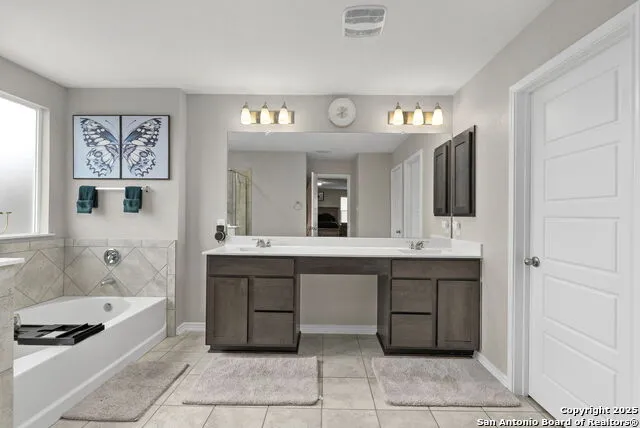 2318 THEMIS WAY San Antonio, TX 78245