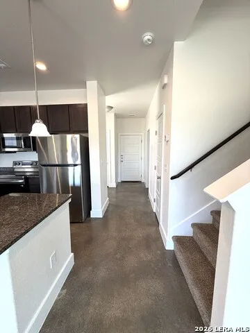 236 Sapphire Unit # 401 New Braunfels, TX 78130
