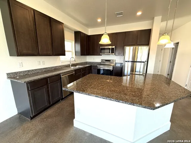 236 Sapphire Unit # 401 New Braunfels, TX 78130