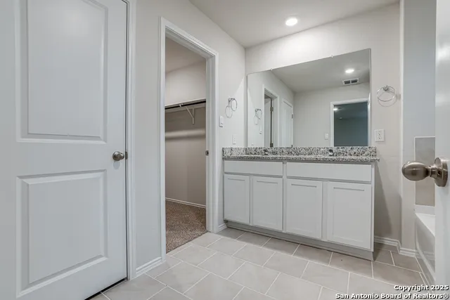 3770 COPPER RIV Bulverde, TX 78163
