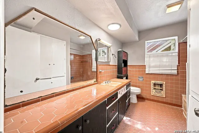 1157 Garraty Unit B Terrell Hills, TX 78209