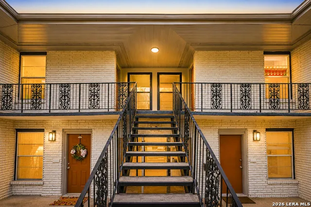 1157 Garraty Unit B Terrell Hills, TX 78209