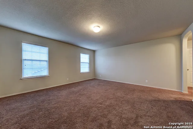 10907 Cimarron Cove Universal City, TX 78148