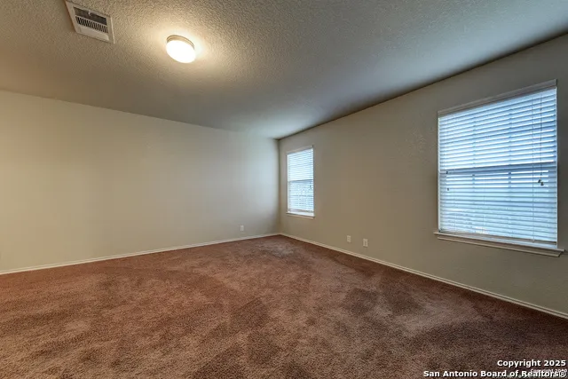10907 Cimarron Cove Universal City, TX 78148
