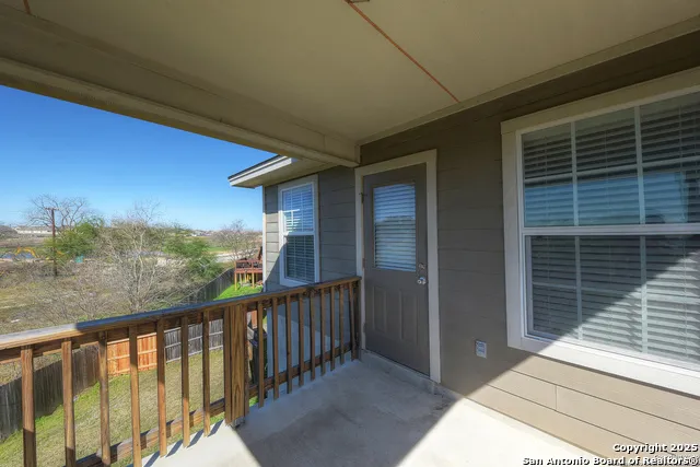 10907 Cimarron Cove Universal City, TX 78148