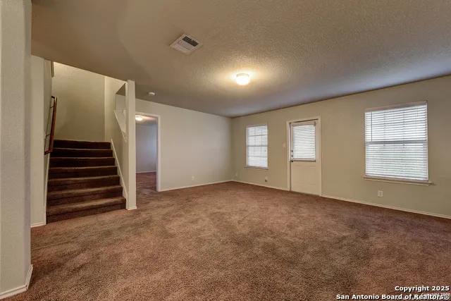 10907 Cimarron Cove Universal City, TX 78148