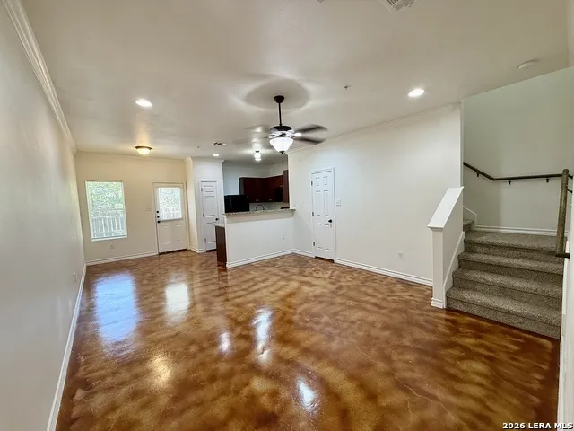 91 PLAZA DR Unit 2 Universal City, TX 78148