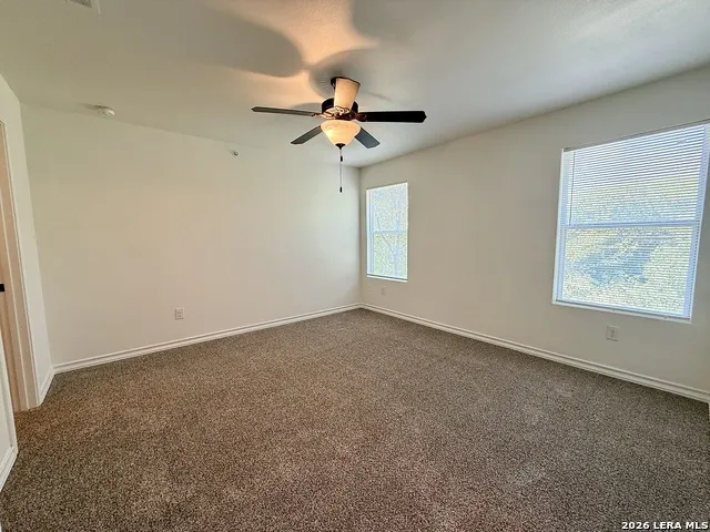 91 PLAZA DR Unit 2 Universal City, TX 78148