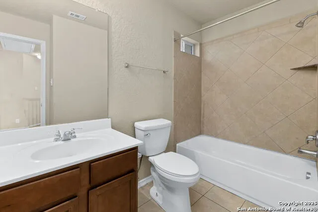 10814 MUSTANG OAK DR San Antonio, TX 78254