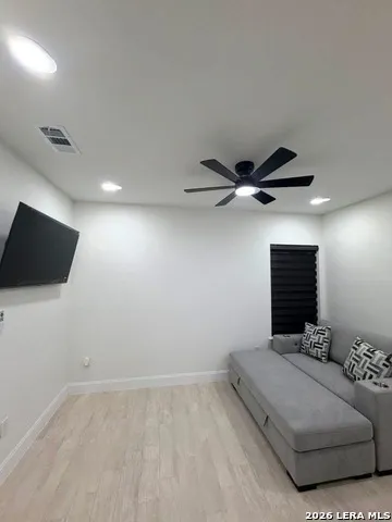 30 GRASS VALLEY RD Unit 7 Eagle Pass, TX 78852