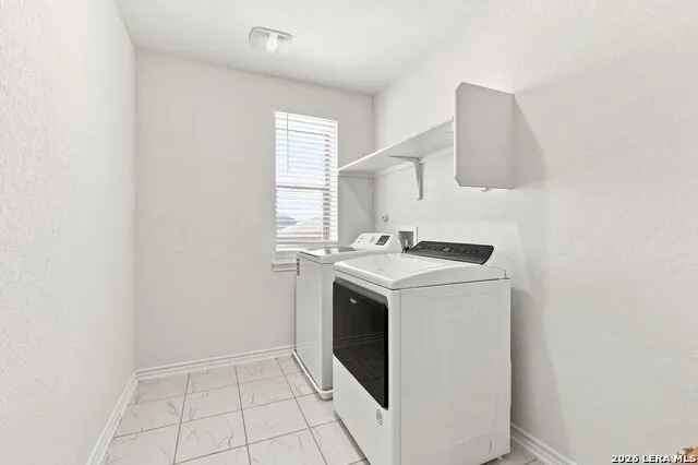 3802 PUTNAM FLDS Converse, TX 78109