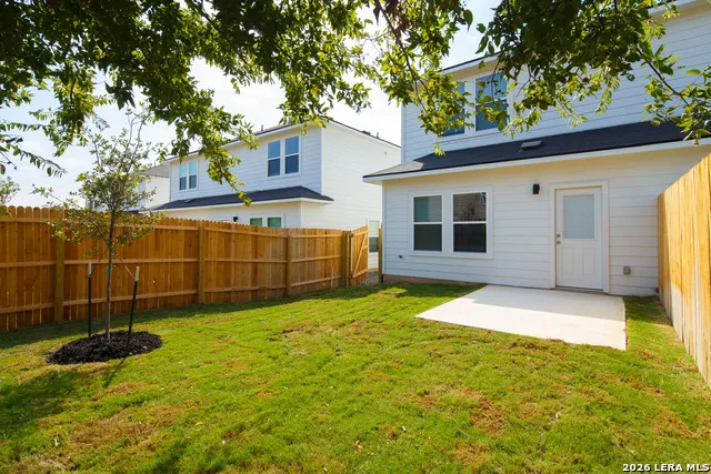 3944 Abbott Unit 101 St Hedwig, TX 78152