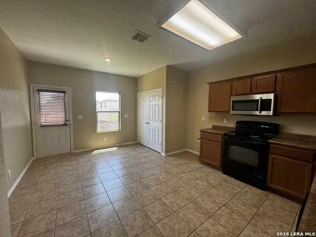 10310 ROYAL EST San Antonio, TX 78245