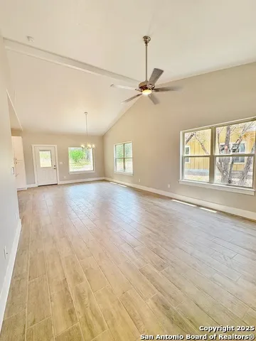 7206 STATE HIGHWAY 16 S Unit 1 Pipe Creek, TX 78063