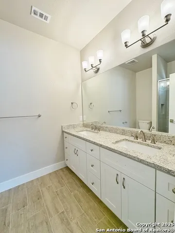 7206 STATE HIGHWAY 16 S Unit 1 Pipe Creek, TX 78063