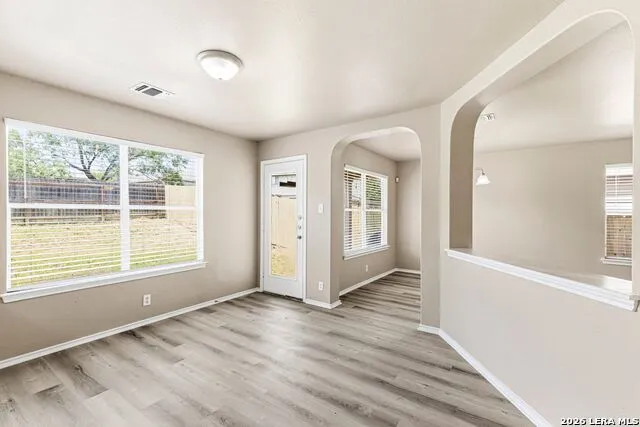 8050 CHISOS OAK DR San Antonio, TX 78223