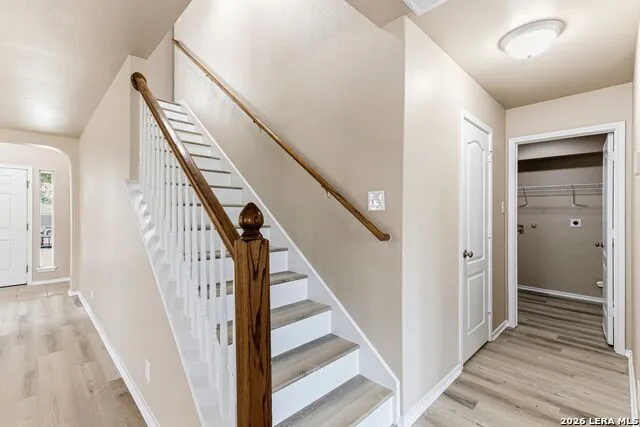 8050 CHISOS OAK DR San Antonio, TX 78223