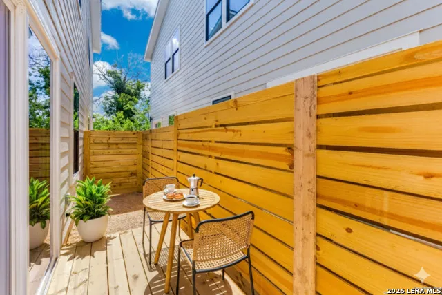 207 Gravel B St Unit 102 San Antonio, TX 78203