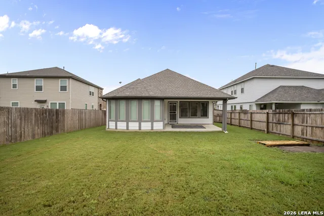 4964 Park Mnr Marion, TX 78124