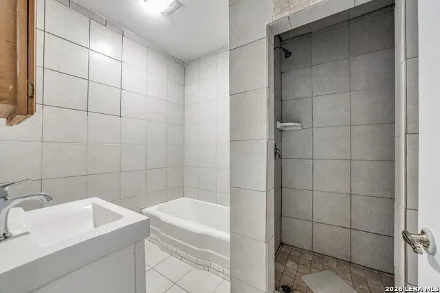 1311 Kayton Unit UNIT 1 San Antonio, TX 78210