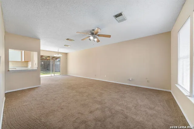 7038 Cole Creek Converse, TX 78109