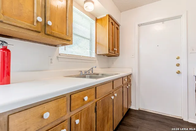 4910 TENNYSON DR San Antonio, TX 78217