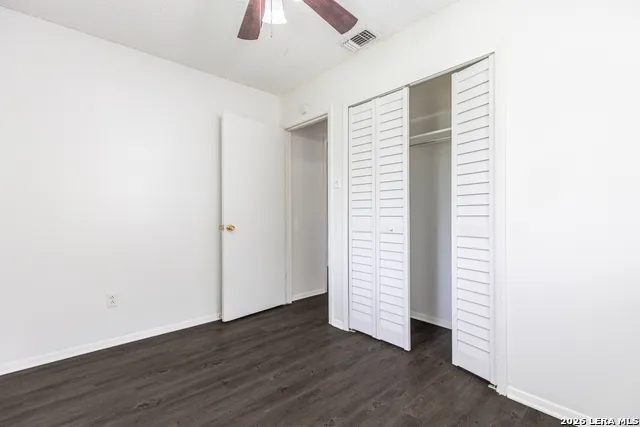 4910 TENNYSON DR San Antonio, TX 78217