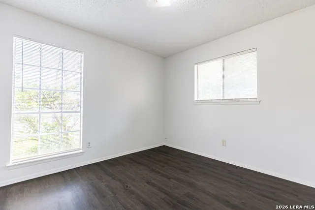 4910 TENNYSON DR San Antonio, TX 78217