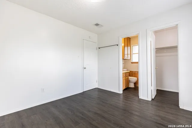 4910 TENNYSON DR San Antonio, TX 78217