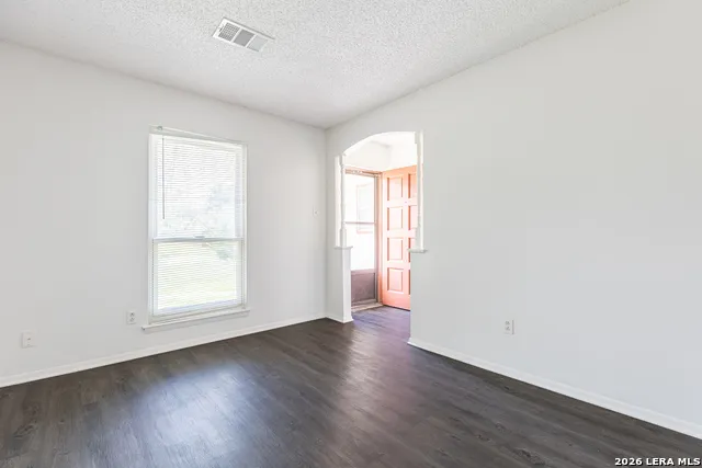 4910 TENNYSON DR San Antonio, TX 78217