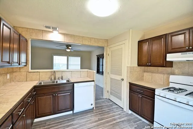 1401 COCO LN Unit A New Braunfels, TX 78130