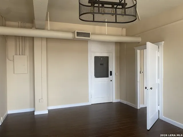 601 ALAMO ST Unit 203 San Antonio, TX 78215