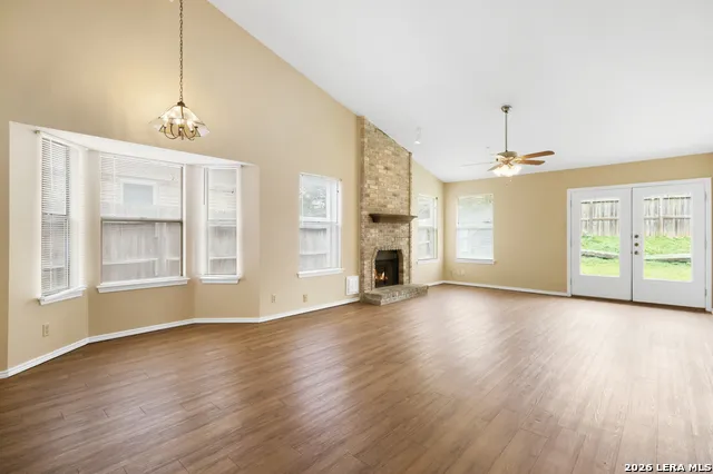 8007 Forest Crossing Live Oak, TX 78233